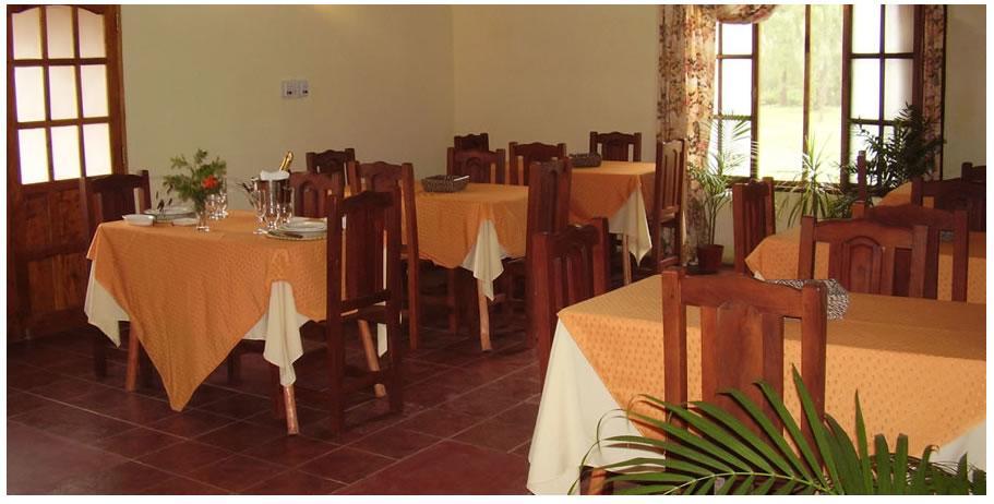 Hôtel Tupasy à Colonia Carlos Pellegrini Extérieur photo